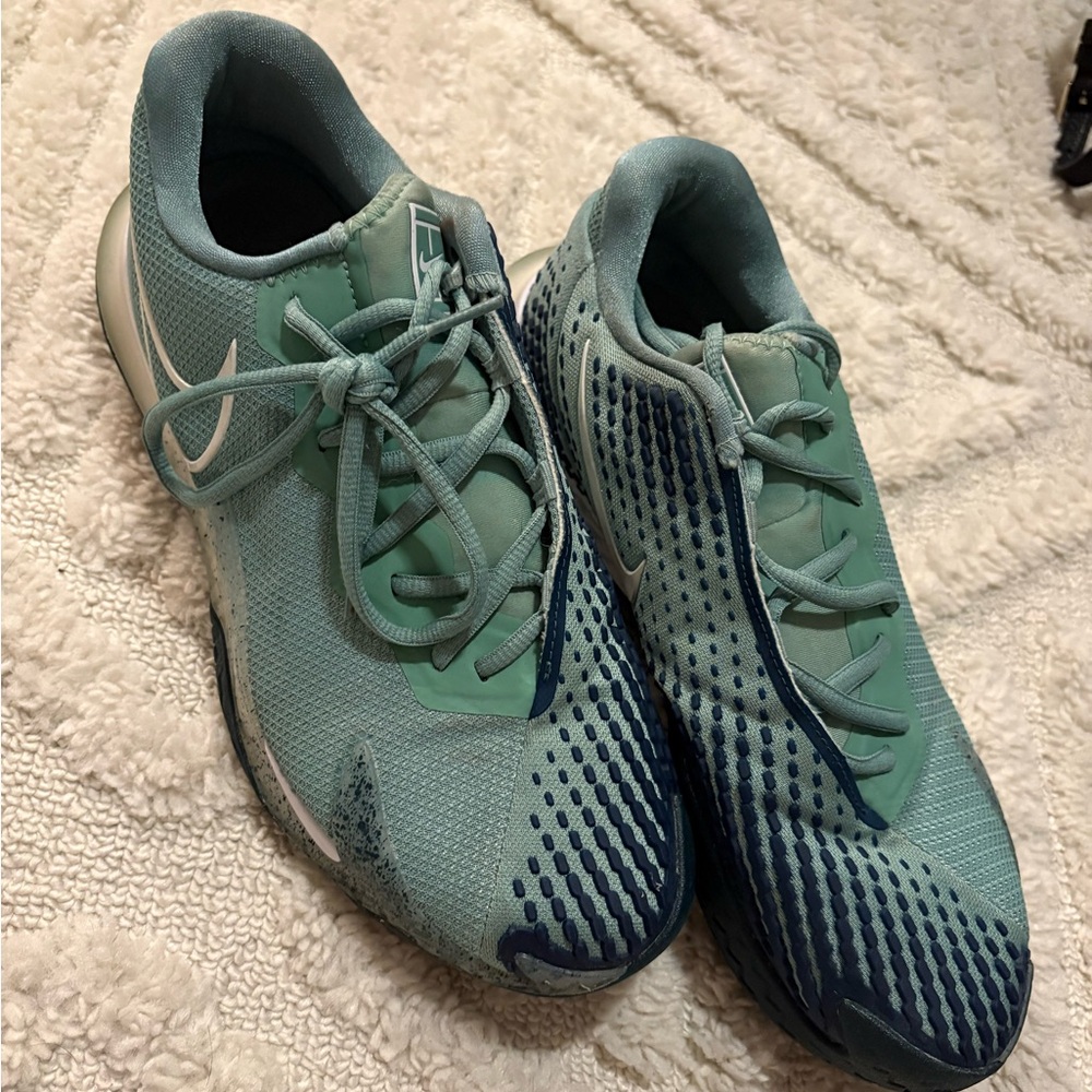 Nike Vapor Tennis 🎾 Shoes, size 9.5
